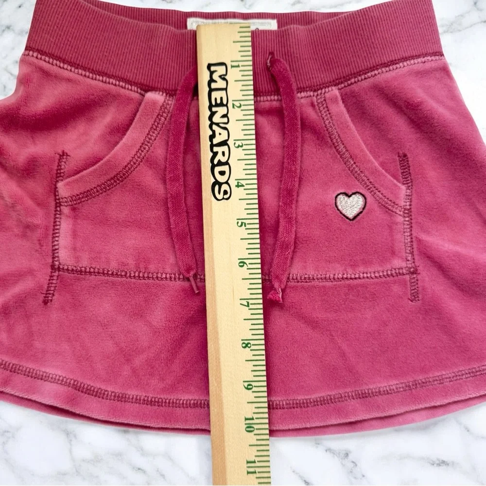 GAP Skirt Girls 6 / 7 Pink Velour Y2K w/ Drawstring Embroidered Heart, Pocket